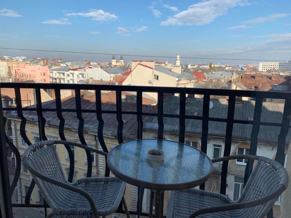Apartaments Sichovyh Strilciv 68A Ivano-Frankivsk Exterior foto